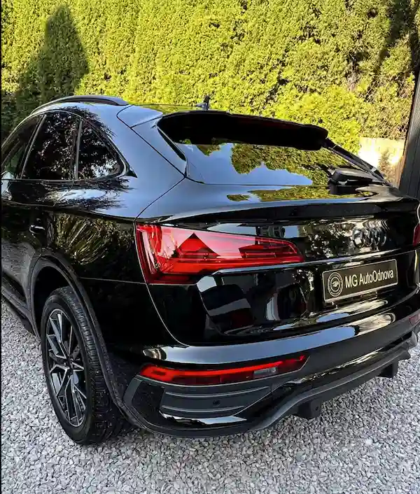 Car image relating to One-step machine polishing